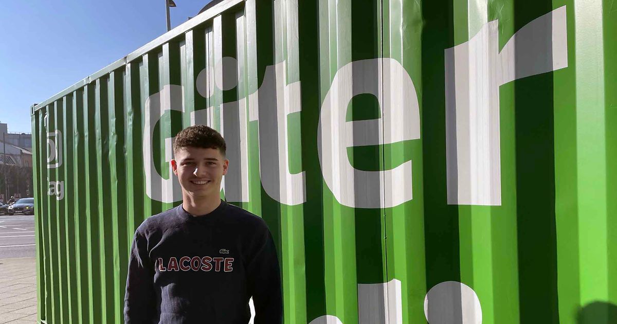 Justin Appel lernt bei DB Cargo Logistics das Speditionshandwerk von A