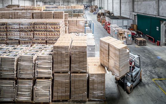 Innenansicht des Multimodal Logistics Center Hamburg 