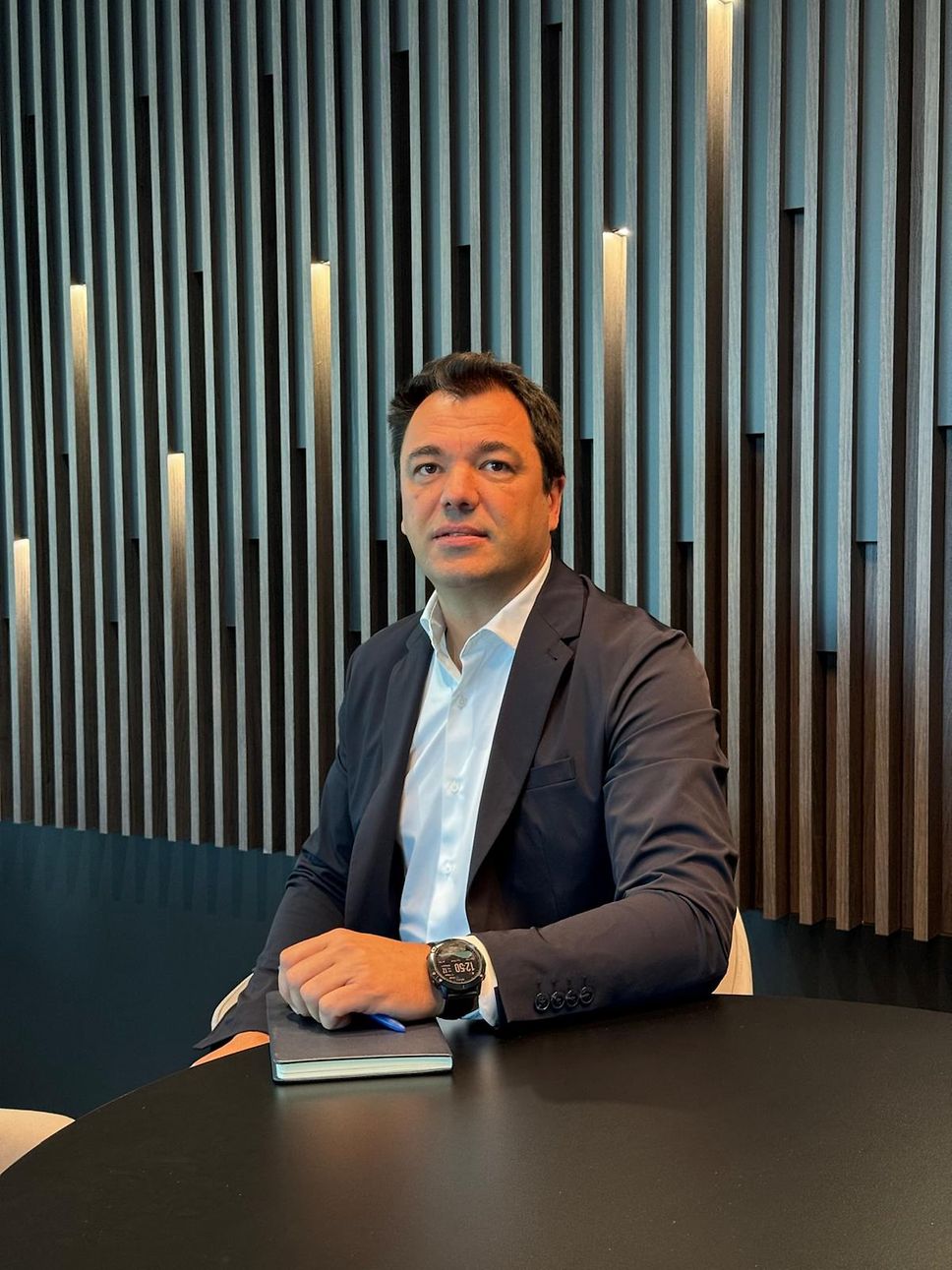 Porträt von Eduard Iancu, Vorstandsvorsitzender DB Cargo Romania